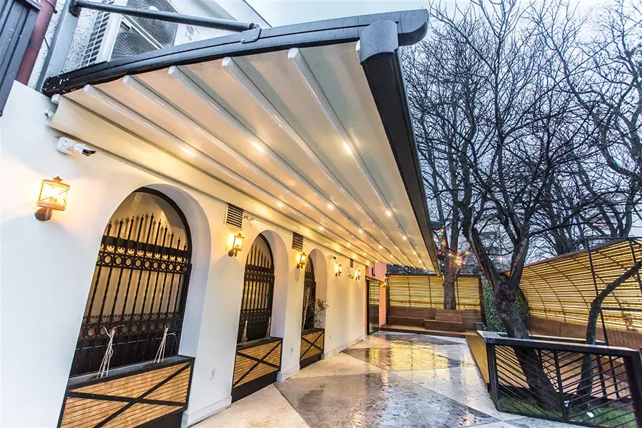 Cedrus Pergola System overhanging patio